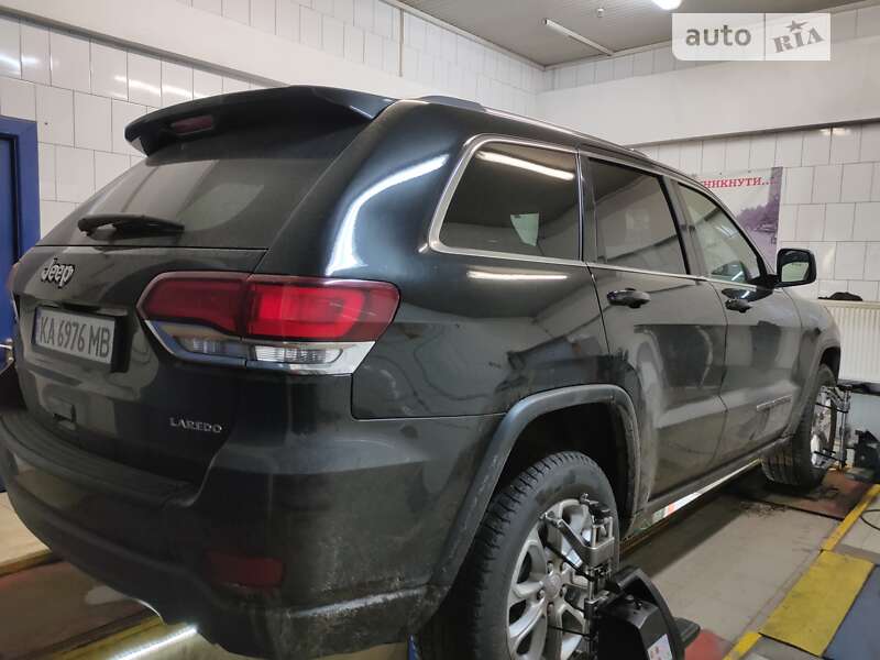 Внедорожник / Кроссовер Jeep Grand Cherokee 2021 в Киеве