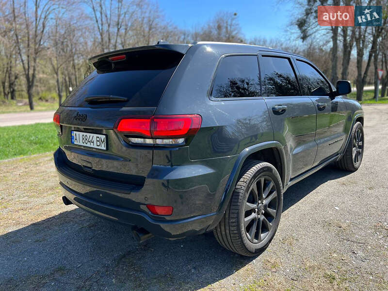 Внедорожник / Кроссовер Jeep Grand Cherokee 2018 в Киеве