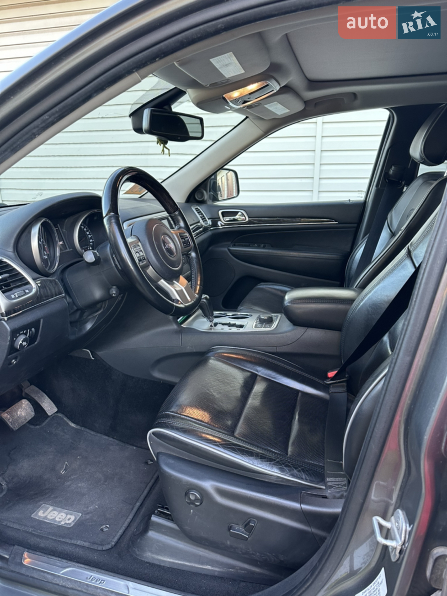 2011 Jeep Grand Cherokee - мініатюра 13