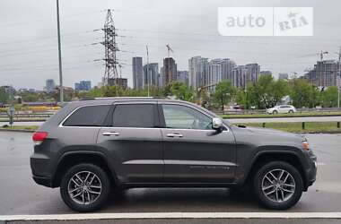 Позашляховик / Кросовер Jeep Grand Cherokee 2016 в Києві