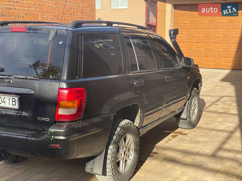 Внедорожник / Кроссовер Jeep Grand Cherokee 2002 в Тячеве