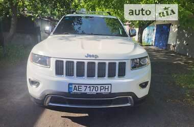 Внедорожник / Кроссовер Jeep Grand Cherokee 2015 в Першотравенске