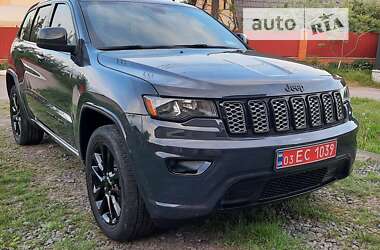 Внедорожник / Кроссовер Jeep Grand Cherokee 2018 в Немирове