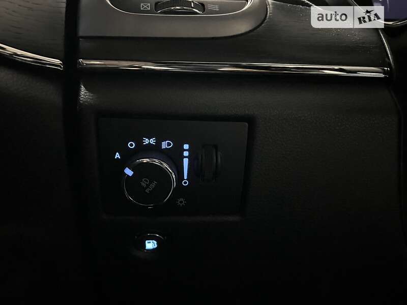 Внедорожник / Кроссовер Jeep Grand Cherokee 2018 в Киеве