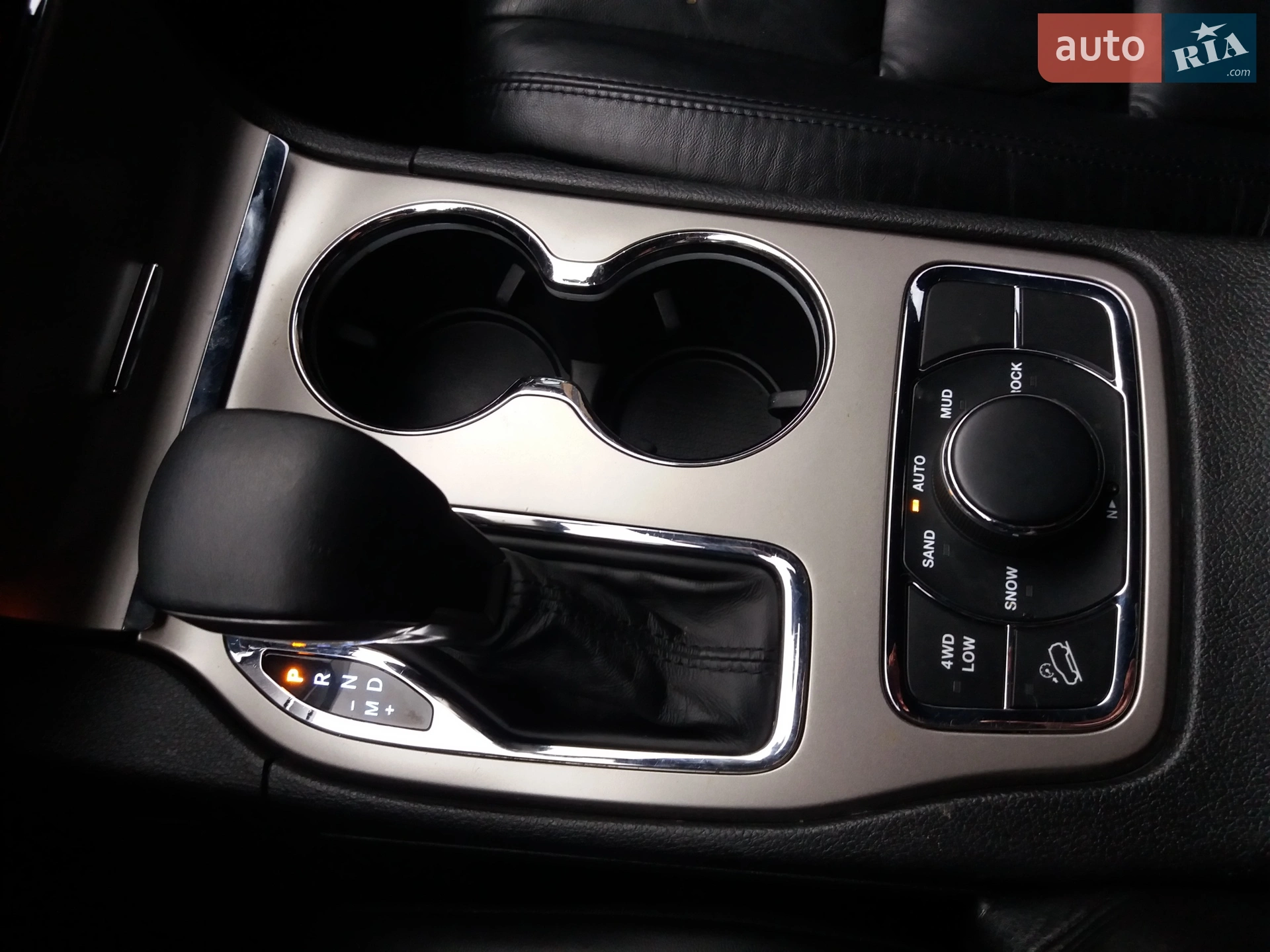 2019 Jeep Grand Cherokee - мініатюра 23