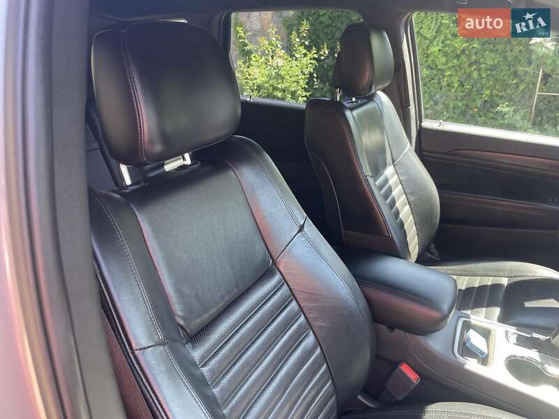 Внедорожник / Кроссовер Jeep Grand Cherokee 2018 в Кропивницком