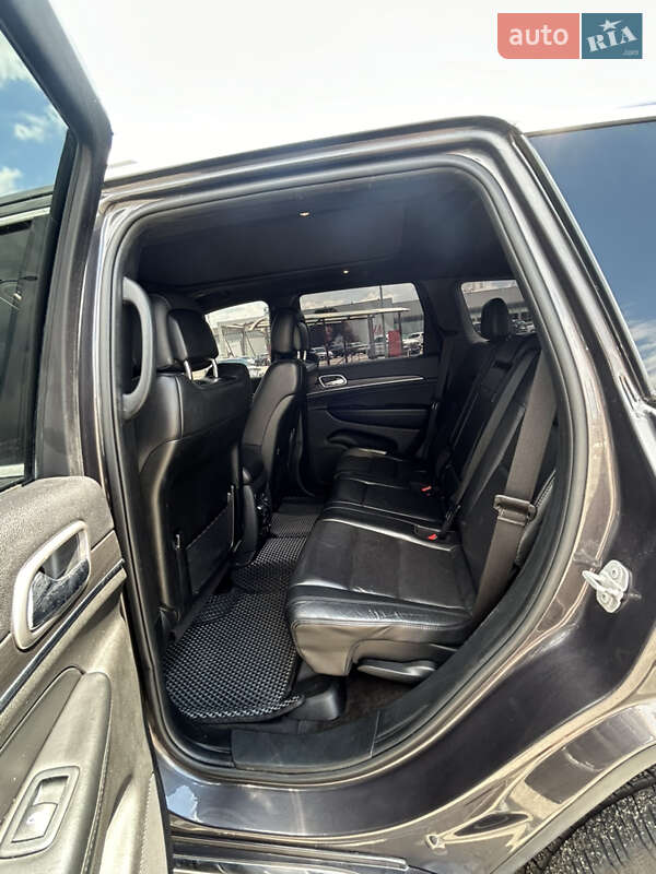Внедорожник / Кроссовер Jeep Grand Cherokee 2018 в Киеве