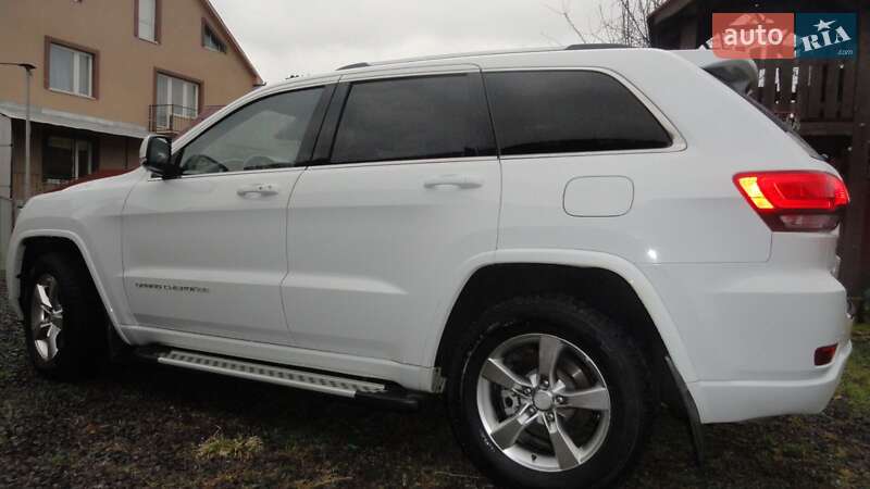 Позашляховик / Кросовер Jeep Grand Cherokee 2013 в Ужгороді