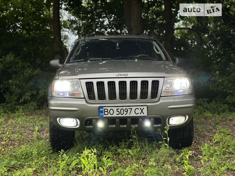 Внедорожник / Кроссовер Jeep Grand Cherokee 2002 в Тернополе