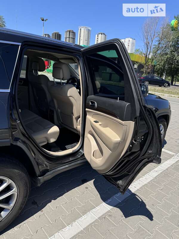 Внедорожник / Кроссовер Jeep Grand Cherokee 2013 в Киеве