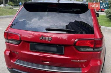 Позашляховик / Кросовер Jeep Grand Cherokee 2018 в 