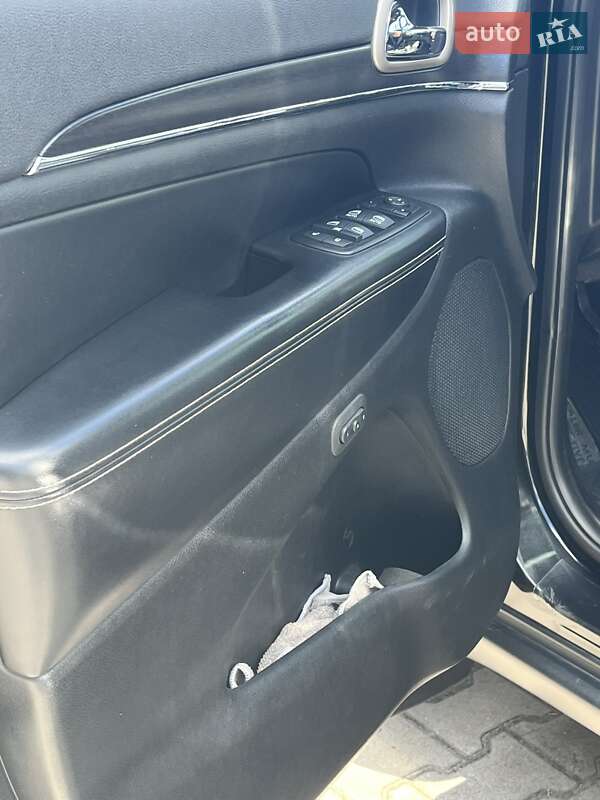 Внедорожник / Кроссовер Jeep Grand Cherokee 2014 в Киеве фото 7 Внедорожник / Кроссовер Jeep Grand Cherokee 2014 в Киеве