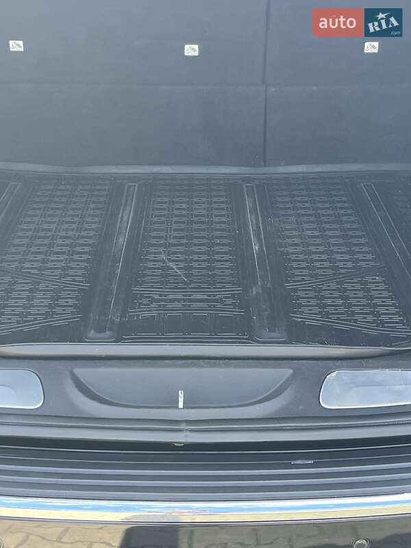 Внедорожник / Кроссовер Jeep Grand Cherokee 2014 в Киеве фото 9 Внедорожник / Кроссовер Jeep Grand Cherokee 2014 в Киеве