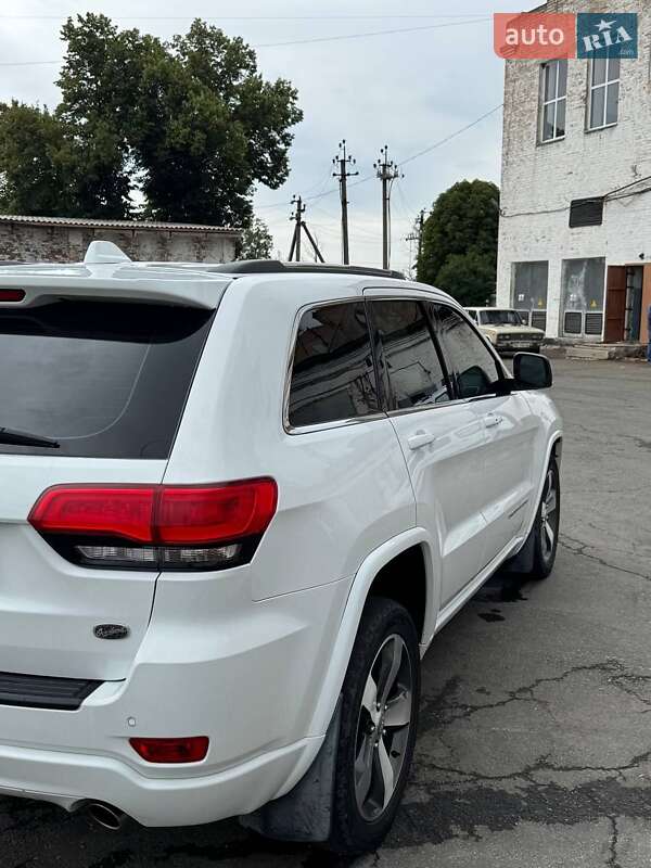 Внедорожник / Кроссовер Jeep Grand Cherokee 2014 в Новоархангельске