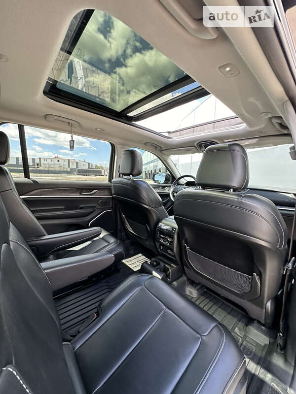 Внедорожник / Кроссовер Jeep Grand Cherokee 2021 в Ивано-Франковске