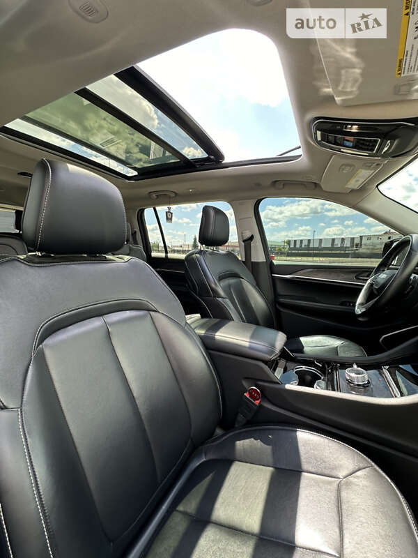 Внедорожник / Кроссовер Jeep Grand Cherokee 2021 в Ивано-Франковске