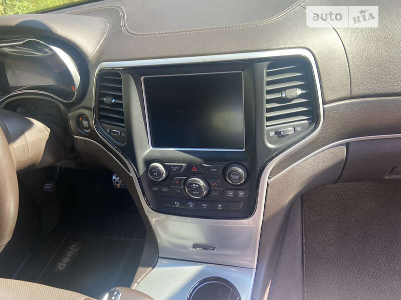 Внедорожник / Кроссовер Jeep Grand Cherokee 2014 в Киеве фото 10 Внедорожник / Кроссовер Jeep Grand Cherokee 2014 в Киеве