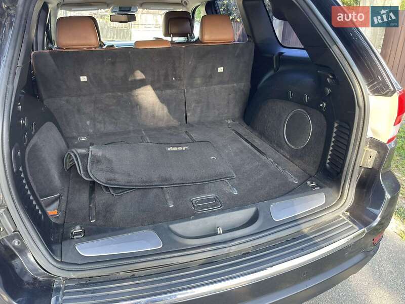 Внедорожник / Кроссовер Jeep Grand Cherokee 2012 в Яремче