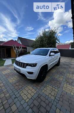 Позашляховик / Кросовер Jeep Grand Cherokee 2017 в Києві