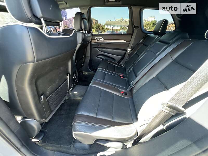 Внедорожник / Кроссовер Jeep Grand Cherokee 2013 в Виннице