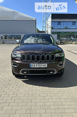 Внедорожник / Кроссовер Jeep Grand Cherokee 2017 в Киеве