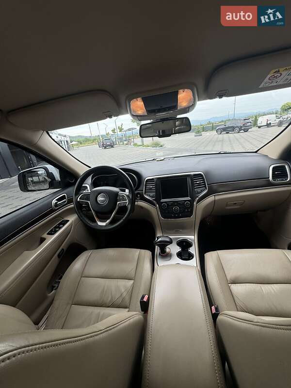 Внедорожник / Кроссовер Jeep Grand Cherokee 2015 в Хусте