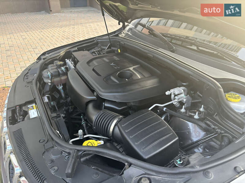 Внедорожник / Кроссовер Jeep Grand Cherokee 2020 в Киеве
