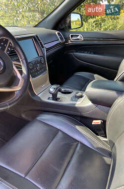 Внедорожник / Кроссовер Jeep Grand Cherokee 2014 в 