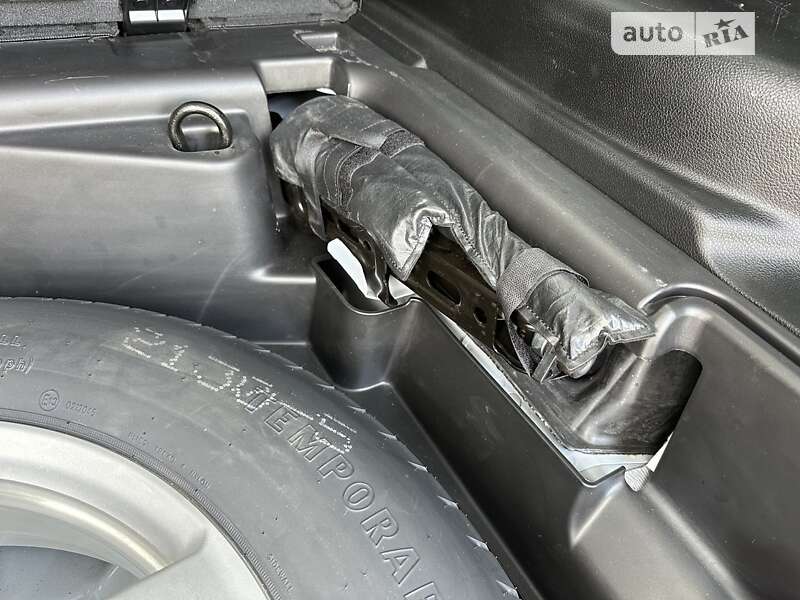 Позашляховик / Кросовер Jeep Grand Cherokee 2022 в Сумах фото 35 Позашляховик / Кросовер Jeep Grand Cherokee 2022 в Сумах