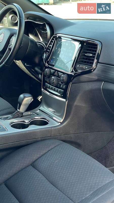 Позашляховик / Кросовер Jeep Grand Cherokee 2018 в Черкасах