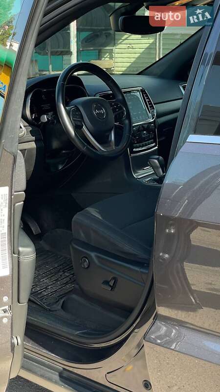 Позашляховик / Кросовер Jeep Grand Cherokee 2018 в Черкасах
