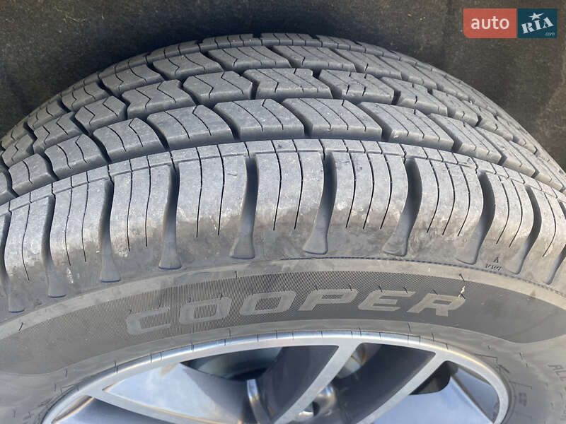 Внедорожник / Кроссовер Jeep Grand Cherokee 2018 в Полтаве фото 5 Внедорожник / Кроссовер Jeep Grand Cherokee 2018 в Полтаве