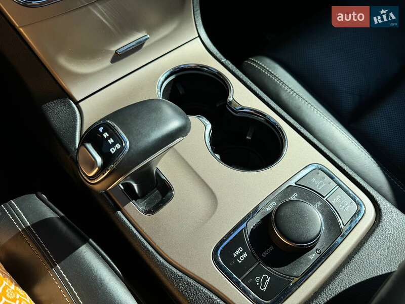Внедорожник / Кроссовер Jeep Grand Cherokee 2014 в Киеве фото 25 Внедорожник / Кроссовер Jeep Grand Cherokee 2014 в Киеве
