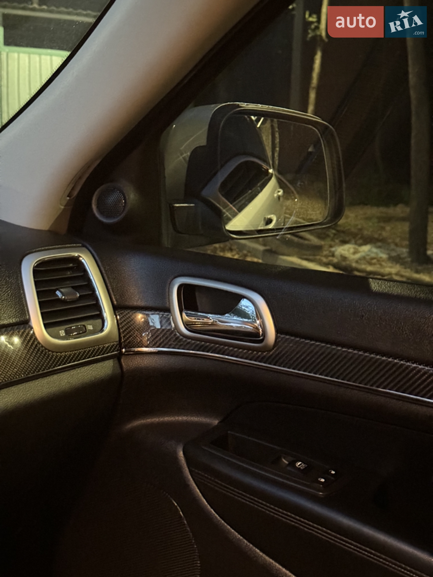 2012 Jeep Grand Cherokee - мініатюра 61