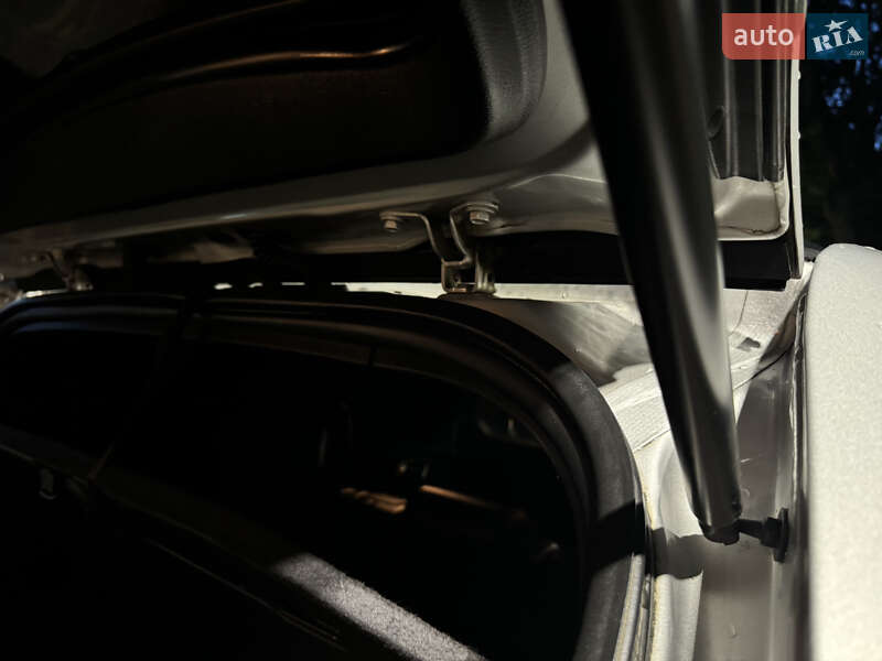 Внедорожник / Кроссовер Jeep Grand Cherokee 2012 в Ужгороде