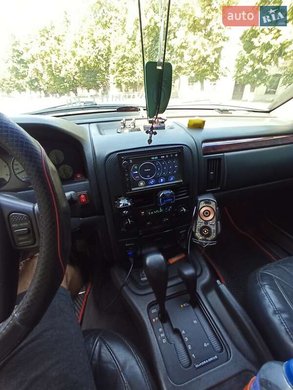 Внедорожник / Кроссовер Jeep Grand Cherokee 2001 в Кривом Роге