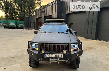 Внедорожник / Кроссовер Jeep Grand Cherokee 2002 в Тересве