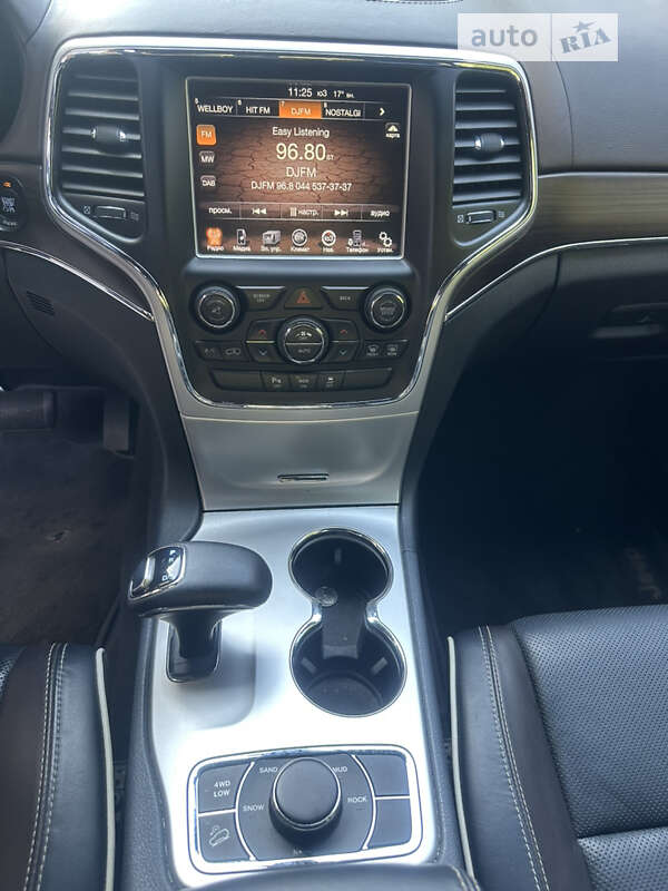 Внедорожник / Кроссовер Jeep Grand Cherokee 2014 в Киеве
