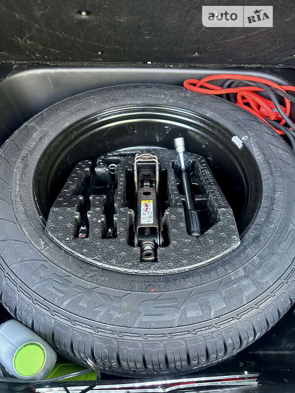 Внедорожник / Кроссовер Jeep Grand Cherokee 2014 в Киеве