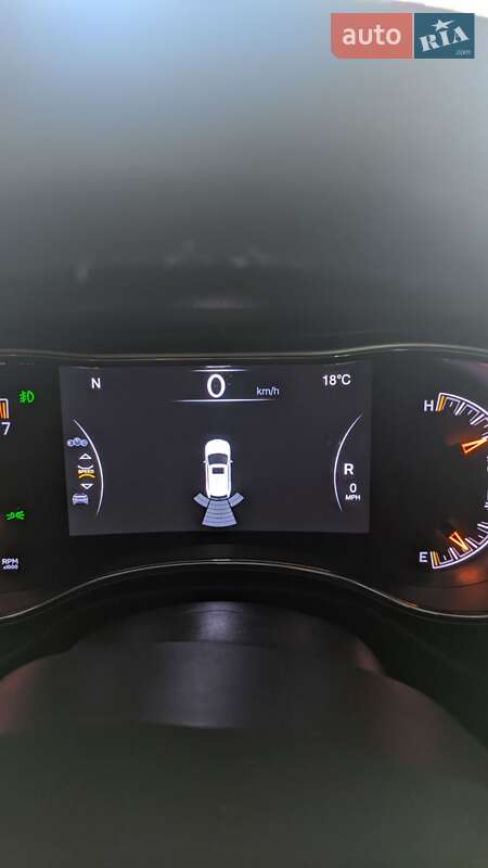 Позашляховик / Кросовер Jeep Grand Cherokee 2020 в Києві