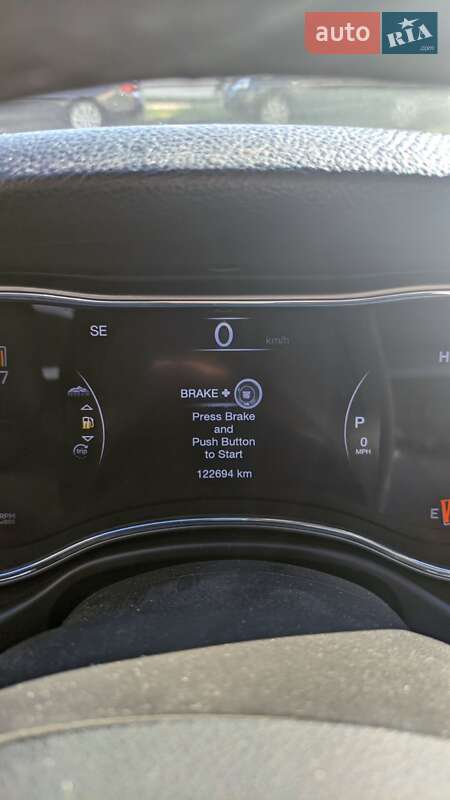 Позашляховик / Кросовер Jeep Grand Cherokee 2020 в Києві