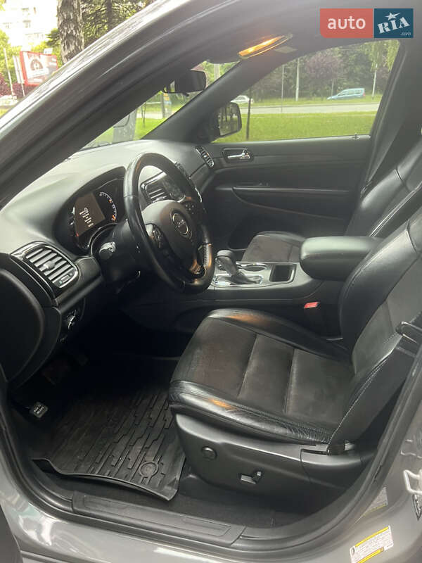 Внедорожник / Кроссовер Jeep Grand Cherokee 2021 в Львове