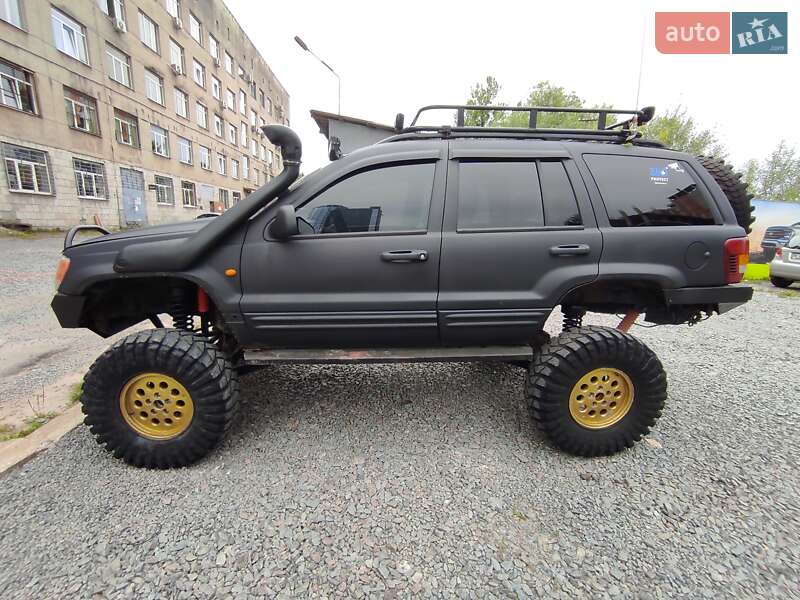 Внедорожник / Кроссовер Jeep Grand Cherokee 2001 в Львове