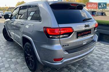 Позашляховик / Кросовер Jeep Grand Cherokee 2017 в Києві