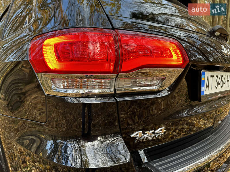 Внедорожник / Кроссовер Jeep Grand Cherokee 2017 в Ивано-Франковске фото 17 Внедорожник / Кроссовер Jeep Grand Cherokee 2017 в Ивано-Франковске