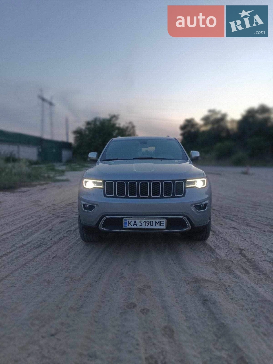 2019 Jeep Grand Cherokee - мініатюра 39