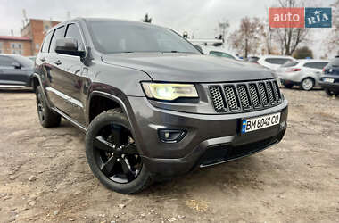 Внедорожник / Кроссовер Jeep Grand Cherokee 2015 в Сумах