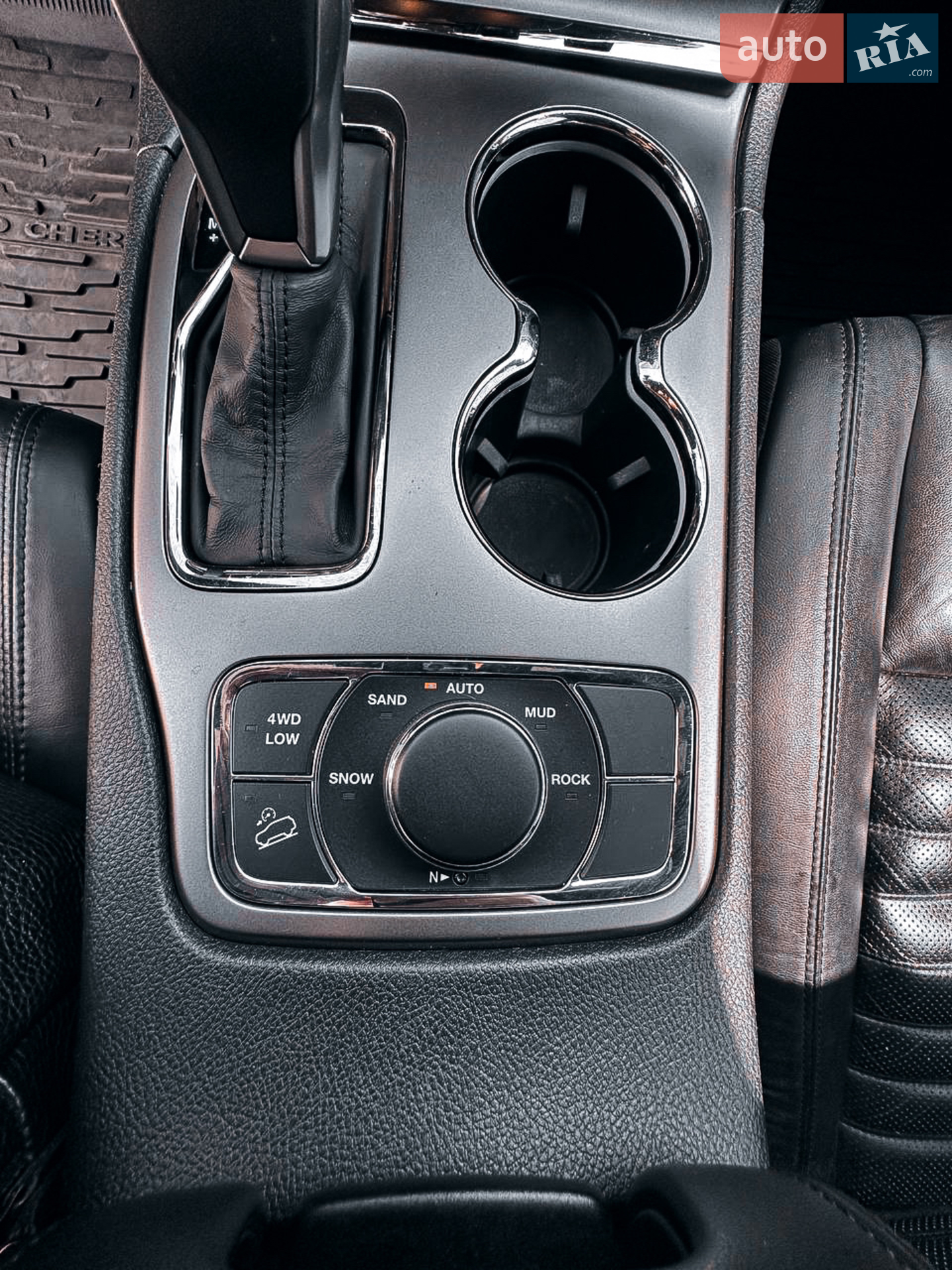 2019 Jeep Grand Cherokee - мініатюра 16