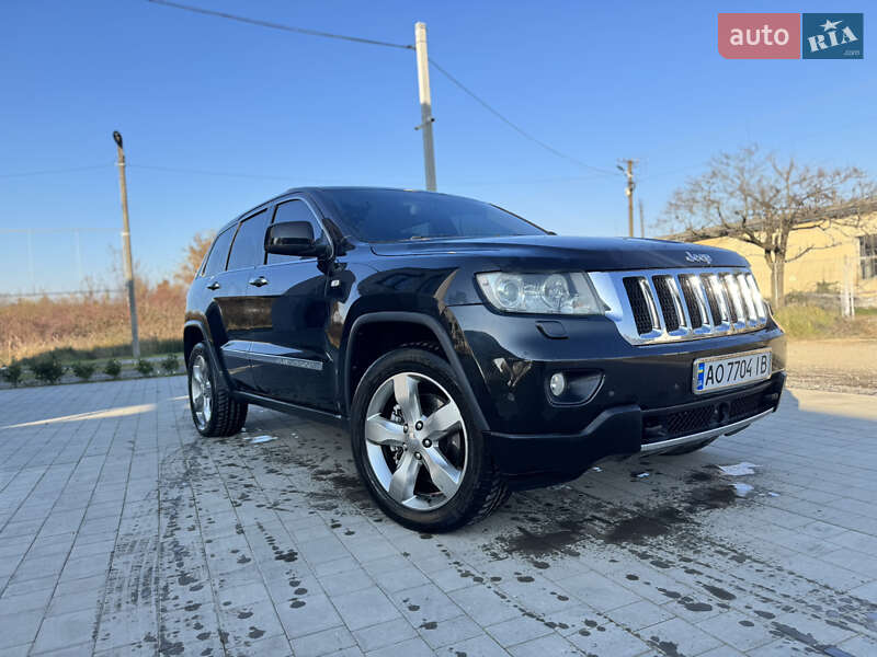 Внедорожник / Кроссовер Jeep Grand Cherokee 2011 в Виноградове