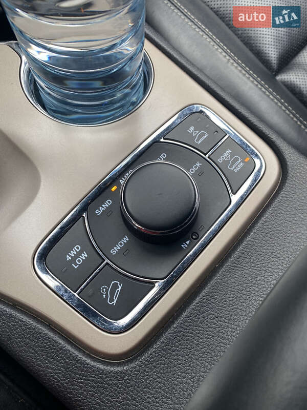 Внедорожник / Кроссовер Jeep Grand Cherokee 2014 в Чернигове